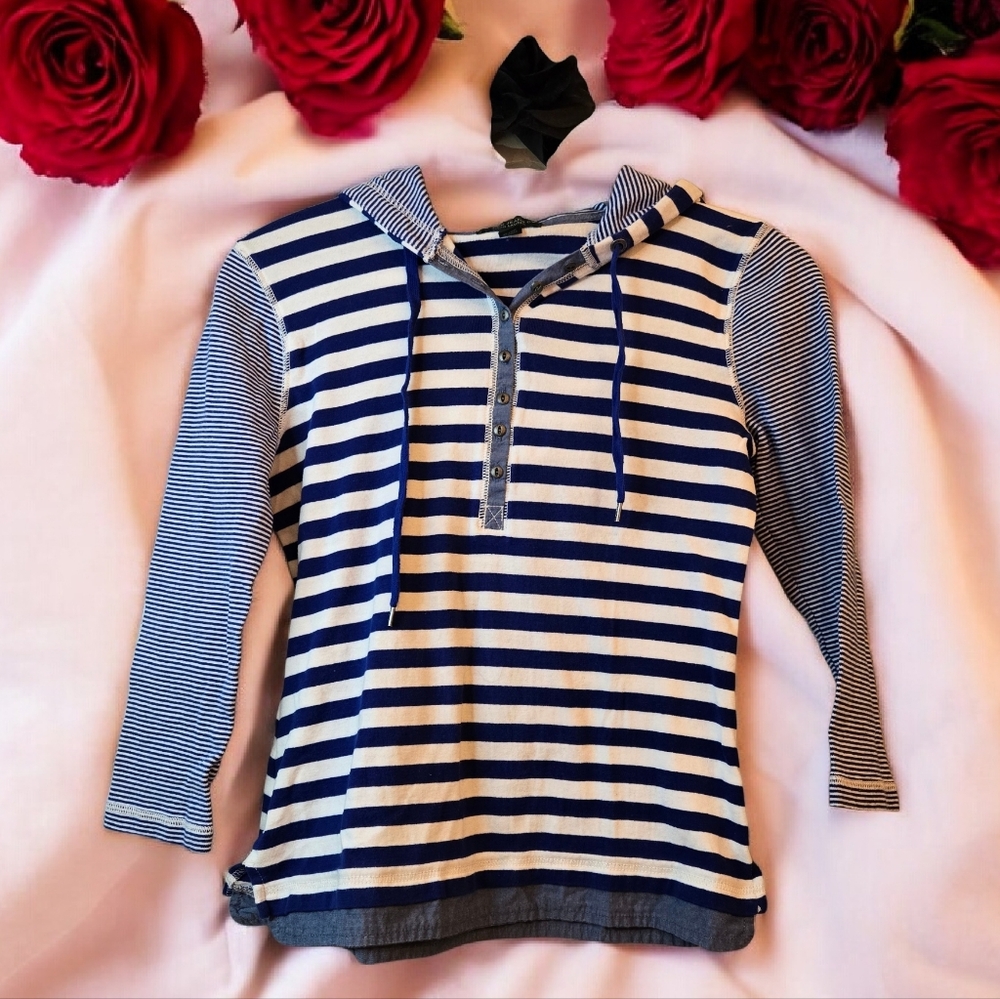 Lauren Jeans Co. Vintage 100% Cotton Striped Blue and White Women's Top Size S